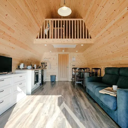 Kemp Mill Glamping &